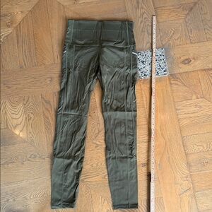 Alexo Olive Green Leggings